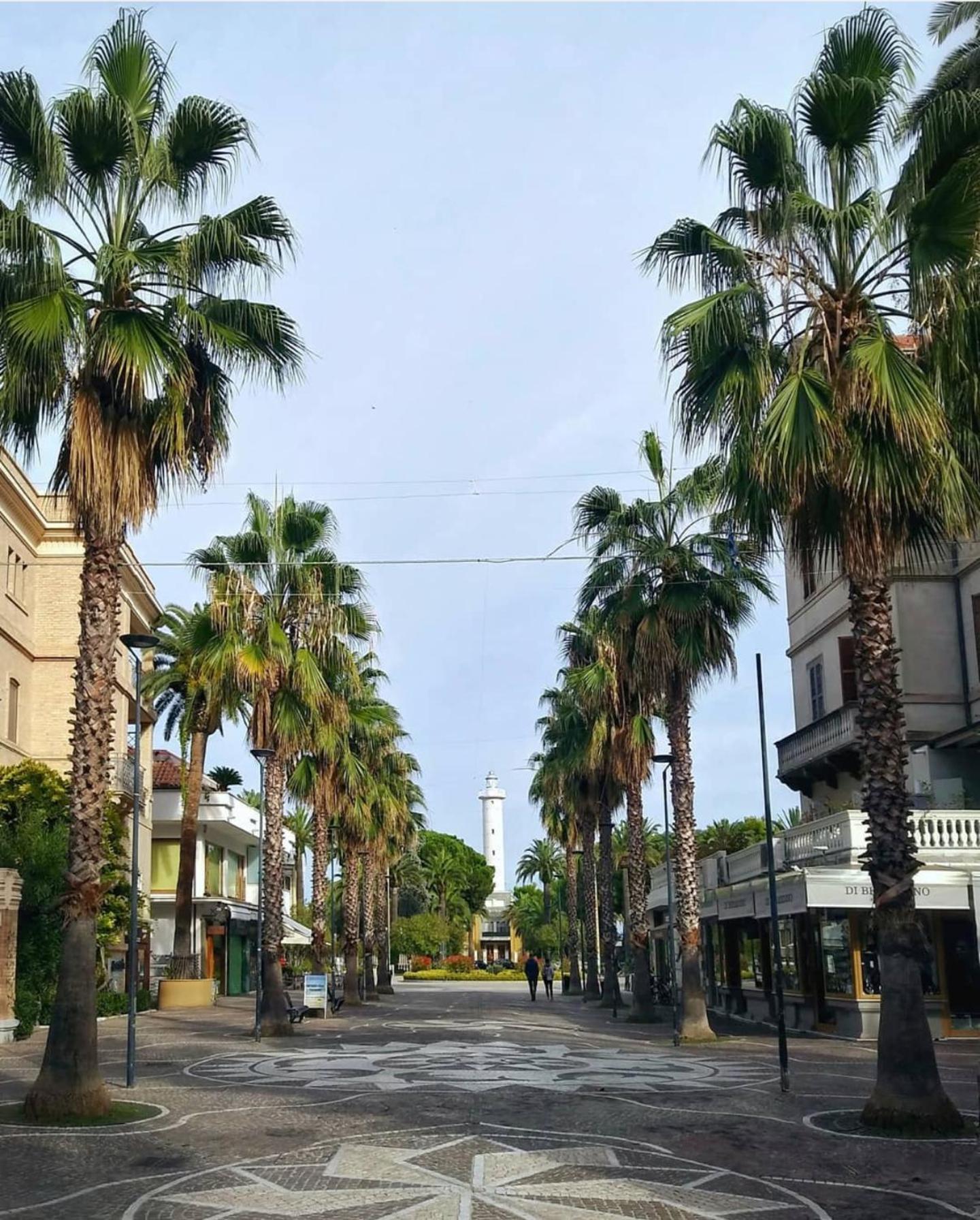 מלון סן בנדטו דל טרנטו Casa Del Fiordaliso מראה חיצוני תמונה